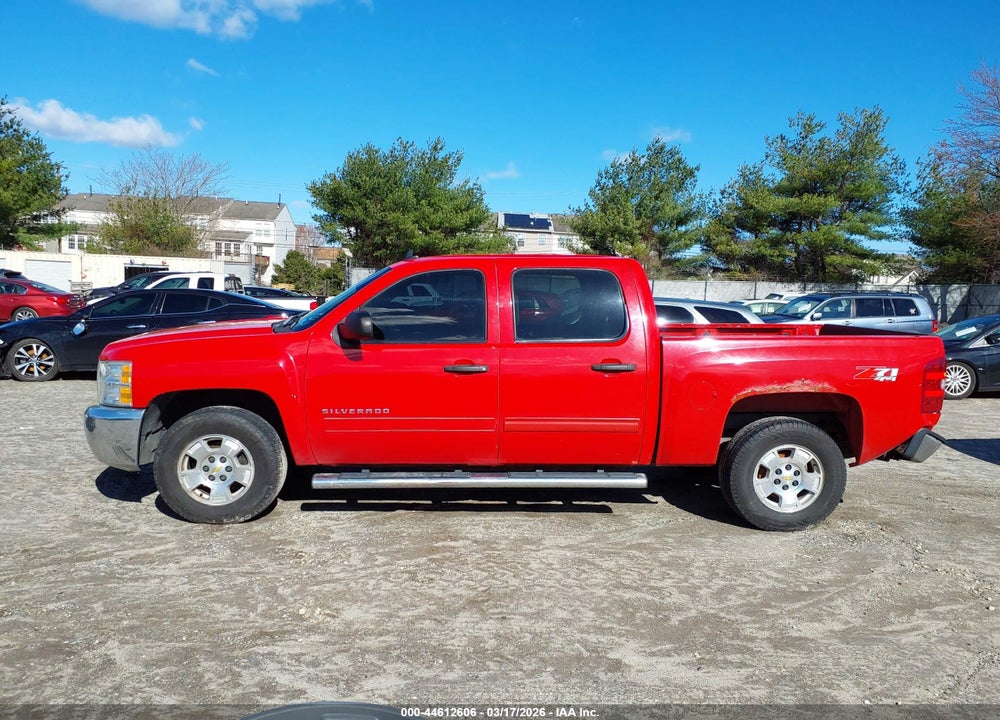 2012 CHEVROLET SILVERADO 1500 LT VIN: 1GCPKSE74CF224125
