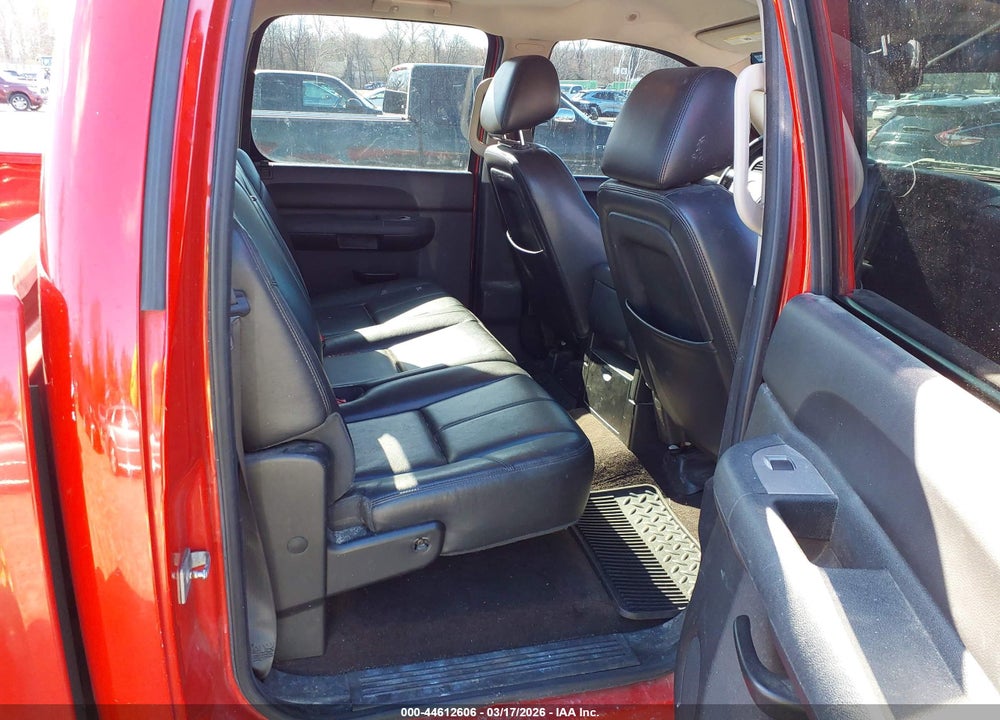 2012 CHEVROLET SILVERADO 1500 LT VIN: 1GCPKSE74CF224125