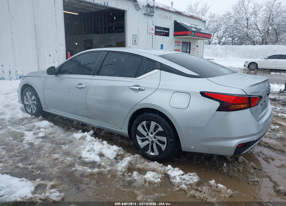 2022 NISSAN ALTIMA S FWD VIN: 1N4BL4BV6NN400368