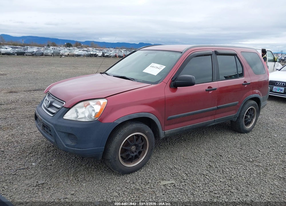 2005 HONDA CR-V LX VIN: JHLRD78565C042301