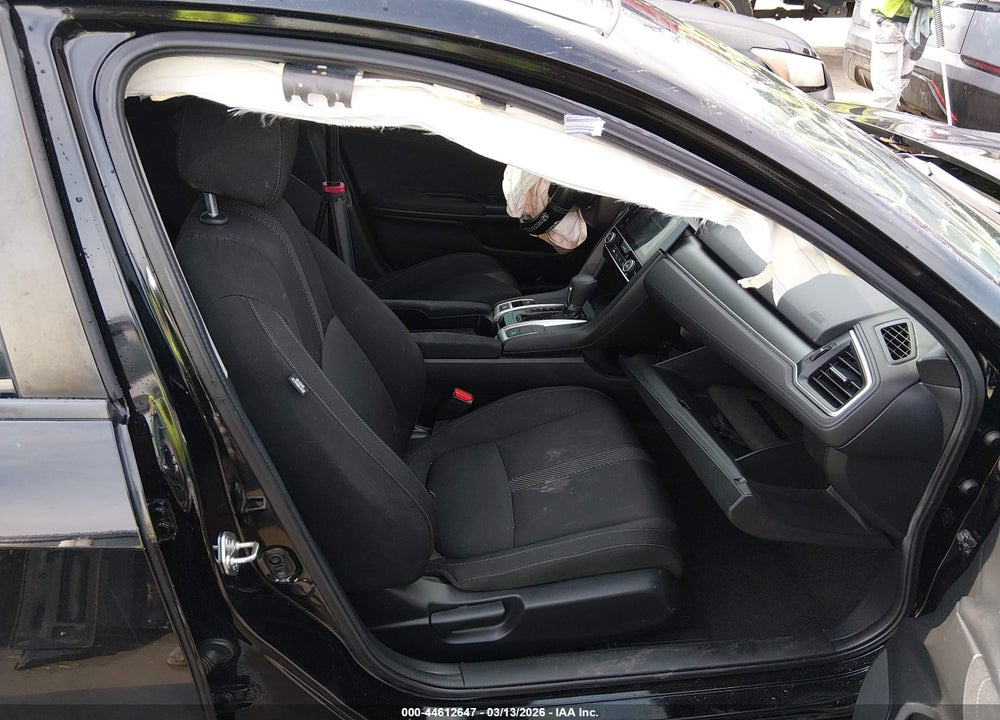 2018 HONDA CIVIC EX VIN: 2HGFC2F7XJH511800