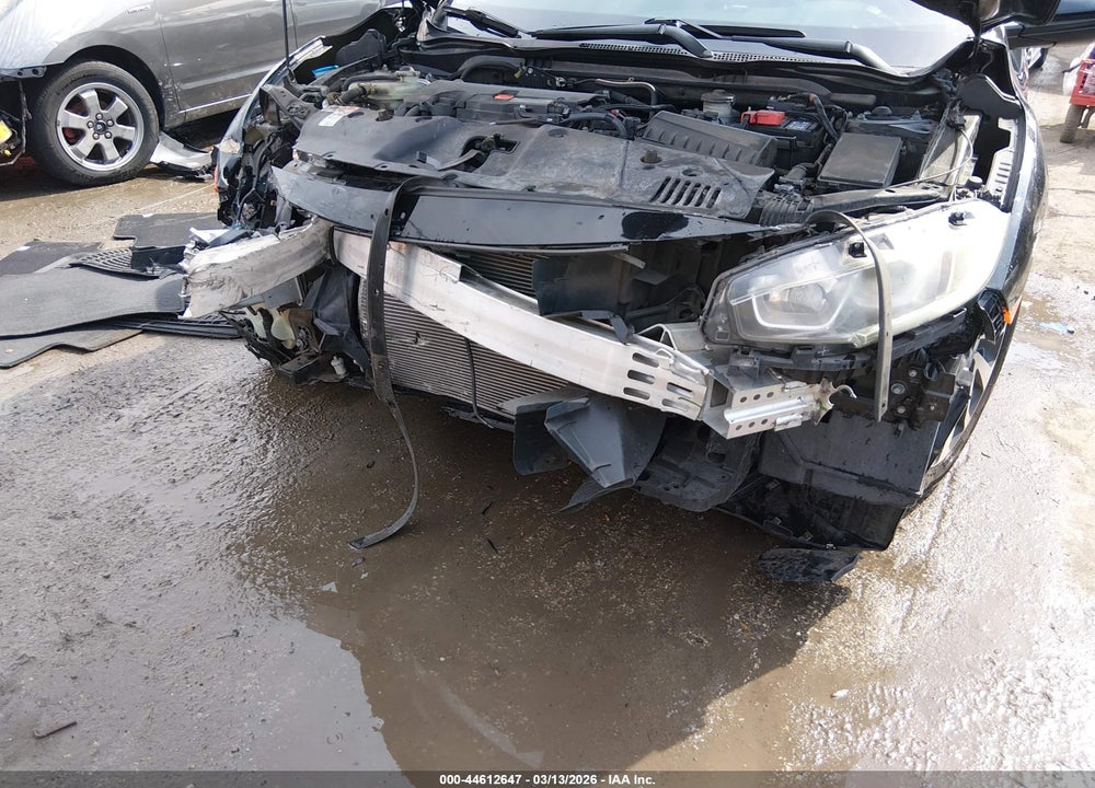 2018 HONDA CIVIC EX VIN: 2HGFC2F7XJH511800