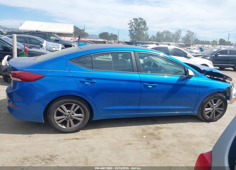 2017 HYUNDAI ELANTRA SE VIN: KMHD84LF4HU144880