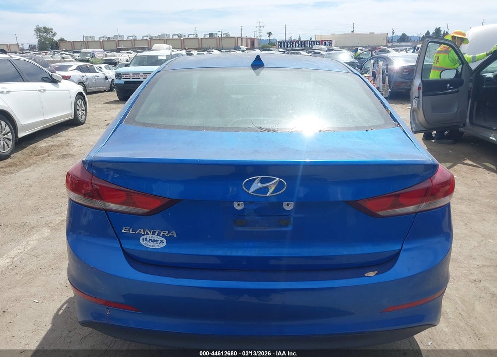 2017 HYUNDAI ELANTRA SE VIN: KMHD84LF4HU144880