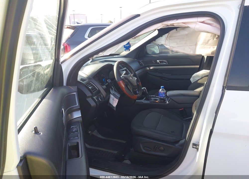 2019 FORD EXPLORER XLT VIN: 1FM5K7D84KGB40079