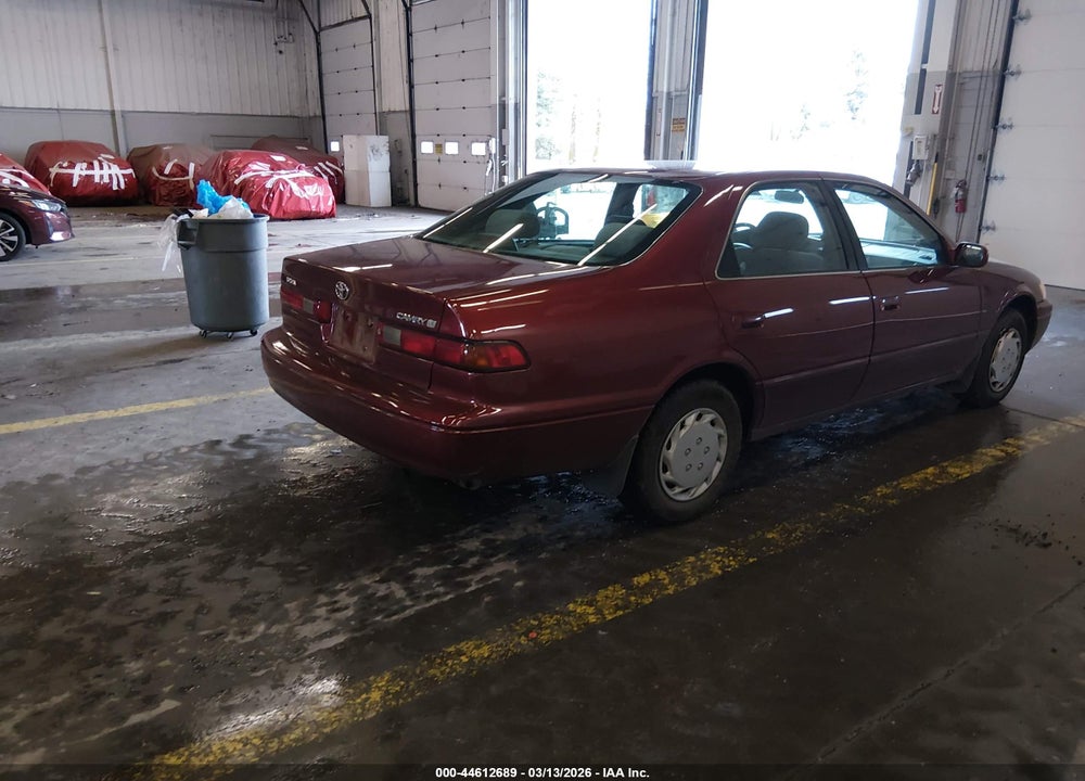 1999 TOYOTA CAMRY LE VIN: JT2BG22K8X0365656