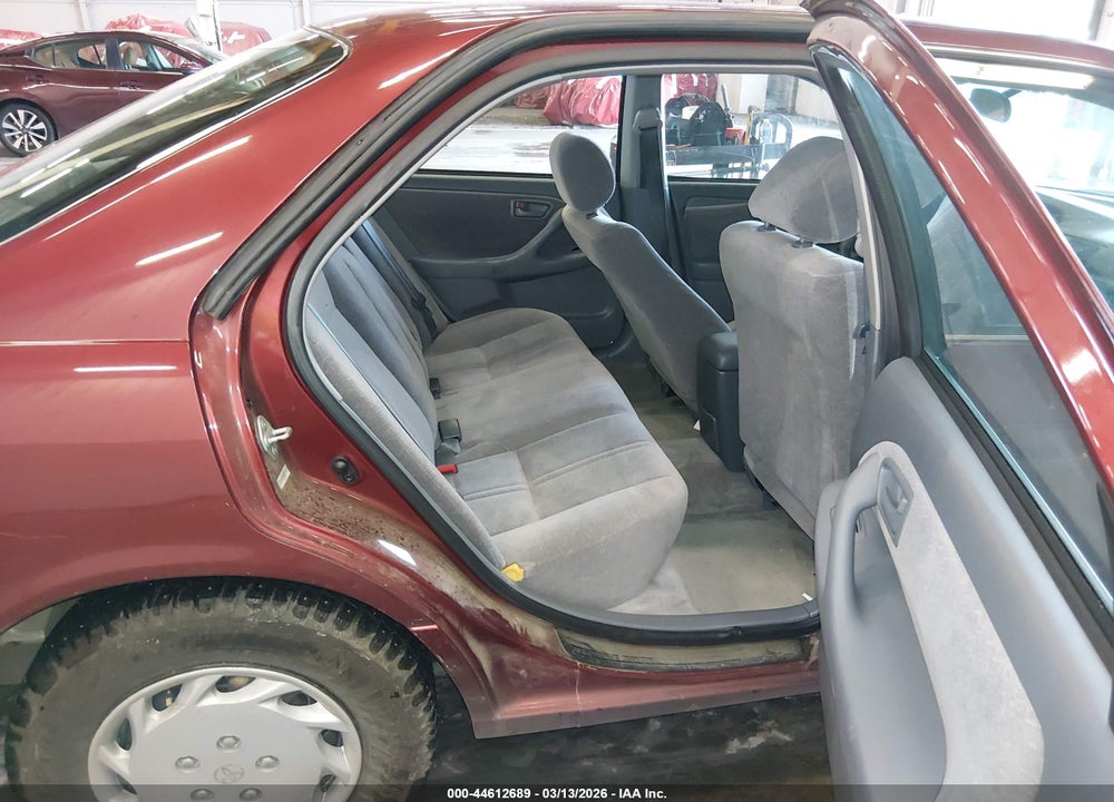 1999 TOYOTA CAMRY LE VIN: JT2BG22K8X0365656