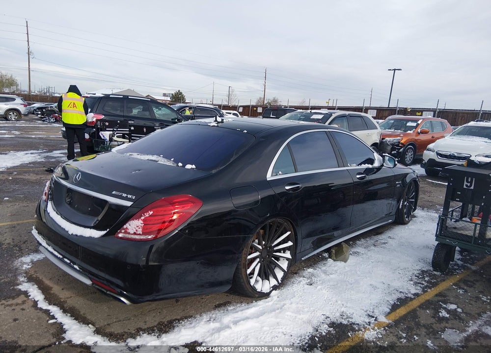 2014 MERCEDES-BENZ S 63 AMG 4MATIC VIN: WDDUG7JB0EA036834