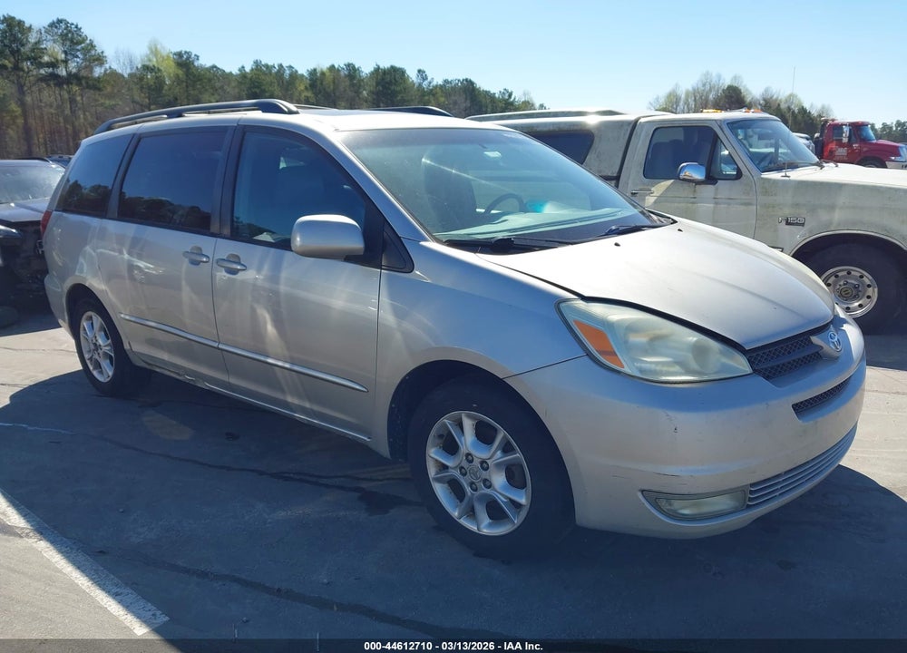 2004 TOYOTA SIENNA XLE VIN: 5TDZA22C94S177530