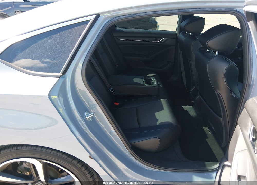 2022 HONDA ACCORD HYBRID SPORT VIN: 1HGCV3F27NA017552