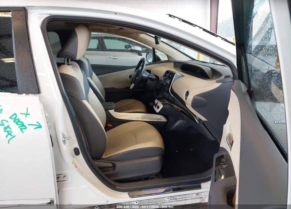 2016 TOYOTA PRIUS FOUR VIN: JTDKARFU7G3527546