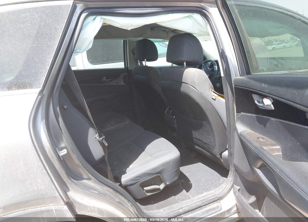 2017 KIA SORENTO 2.4L L VIN: 5XYPG4A33HG247674