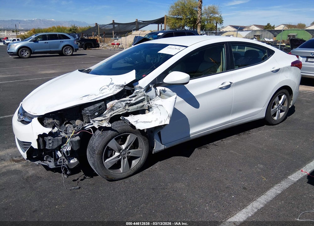 2013 HYUNDAI ELANTRA GLS VIN: 5NPDH4AE1DH232899