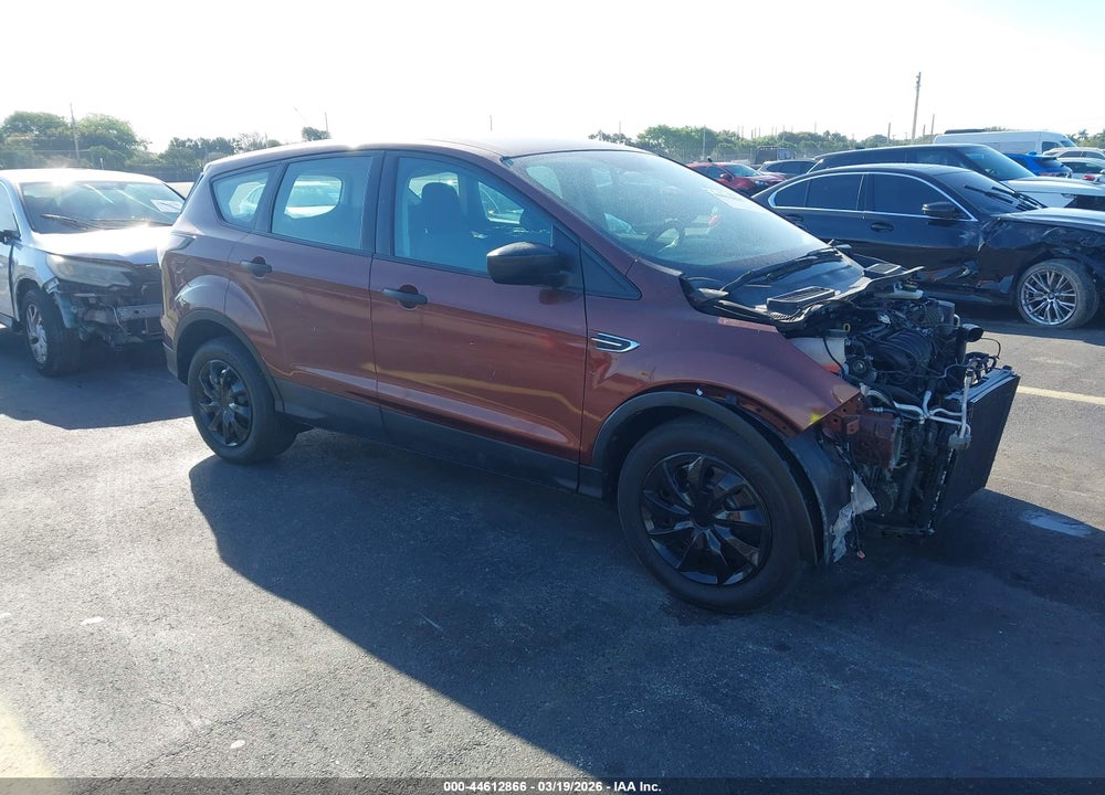 2018 FORD ESCAPE S VIN: 1FMCU0F72JUC02463