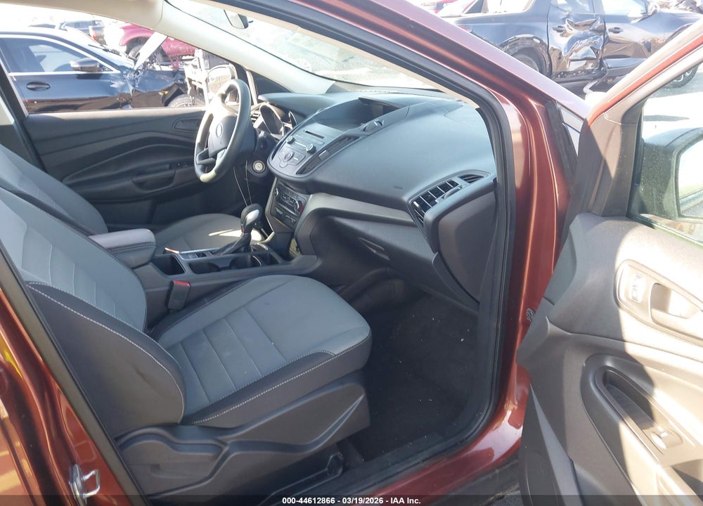 2018 FORD ESCAPE S VIN: 1FMCU0F72JUC02463