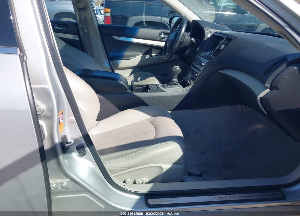 2008 INFINITI G35X VIN: JNKBV61F58M266424