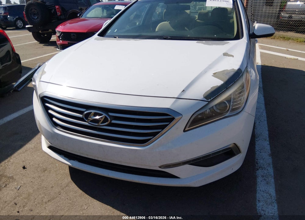 2015 HYUNDAI SONATA SE VIN: 5NPE24AF9FH150372