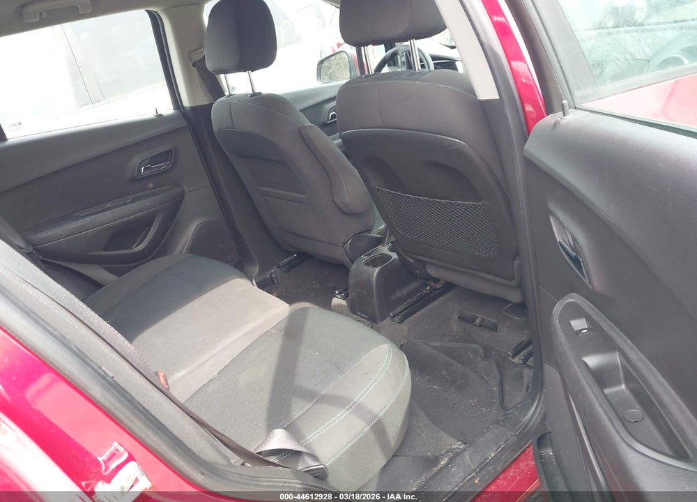 2015 CHEVROLET TRAX 1LS VIN: KL7CJPSB9FB261333