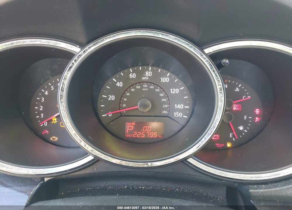 2012 KIA SORENTO LX V6 VIN: 5XYKT3A26CG227323