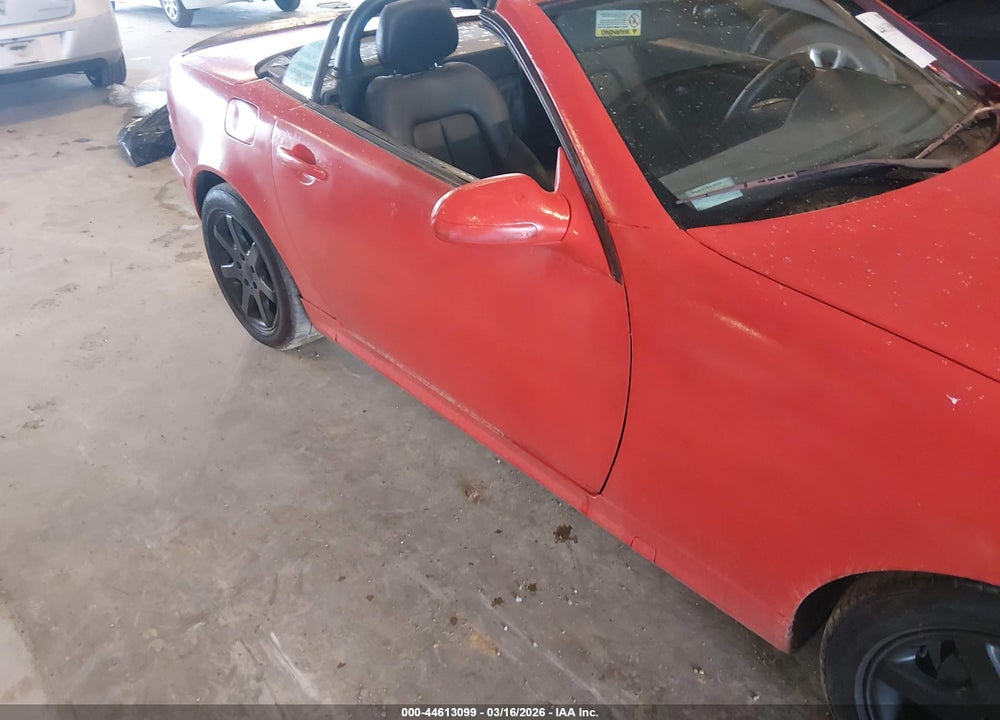 2001 MERCEDES-BENZ SLK 230 KOMPRESSOR VIN: WDBKK49F11F195802