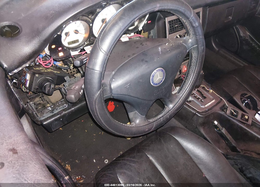 2001 MERCEDES-BENZ SLK 230 KOMPRESSOR VIN: WDBKK49F11F195802