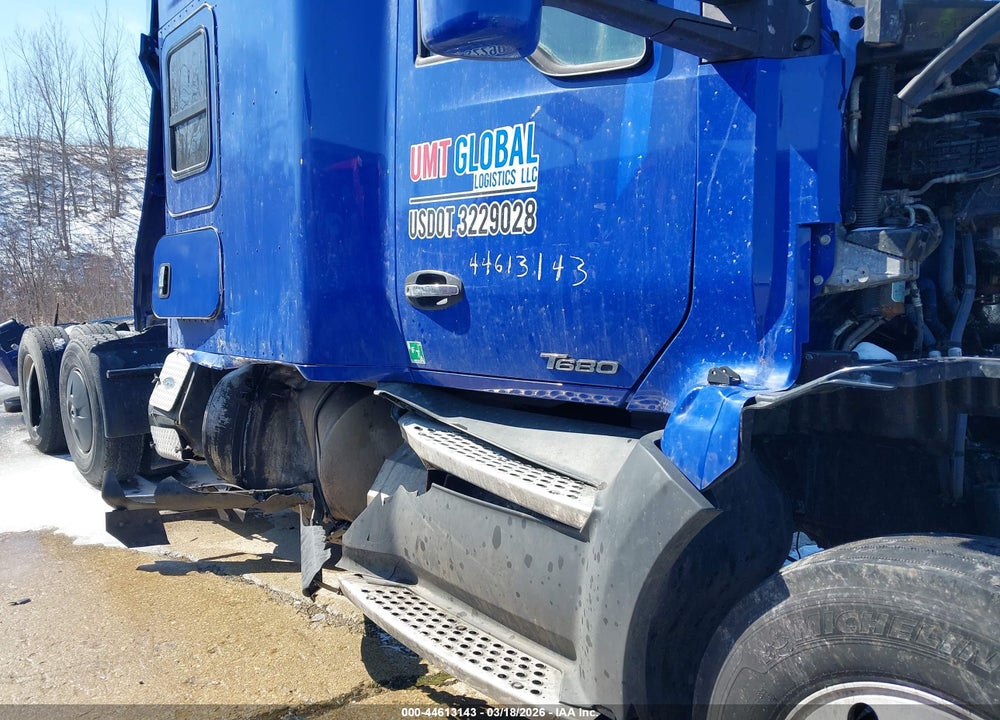 2021 KENWORTH T680 VIN: 1XKYDP9X3MJ438208
