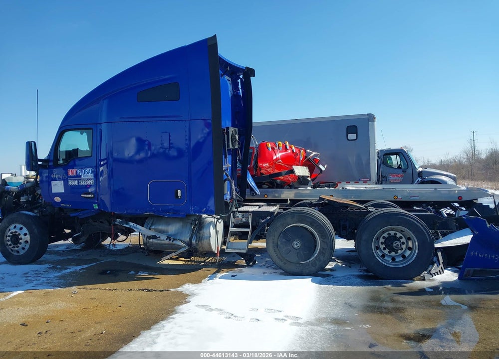2021 KENWORTH T680 VIN: 1XKYDP9X3MJ438208