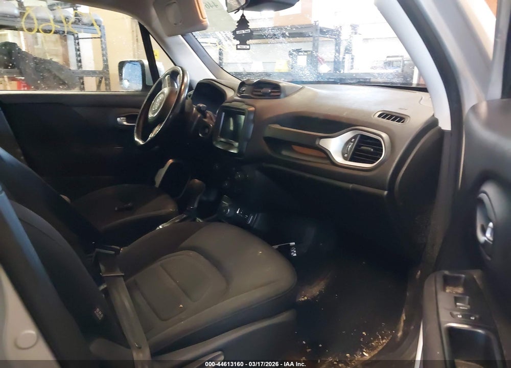 2018 JEEP RENEGADE LATITUDE 4X4 VIN: ZACCJBBB9JPH39559