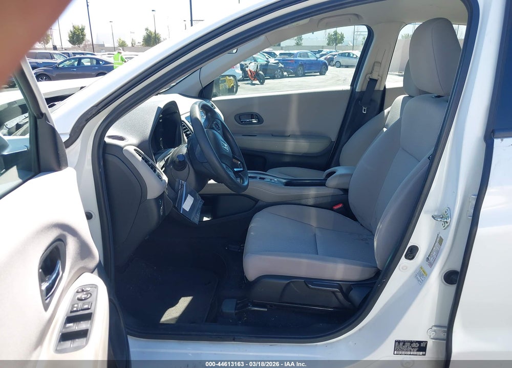2016 HONDA HR-V LX VIN: 3CZRU5H31GM712459