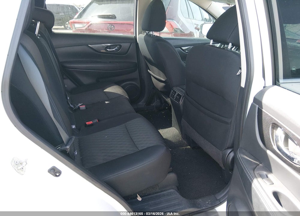 2017 NISSAN ROGUE SV VIN: 5N1AT2MT0HC879906