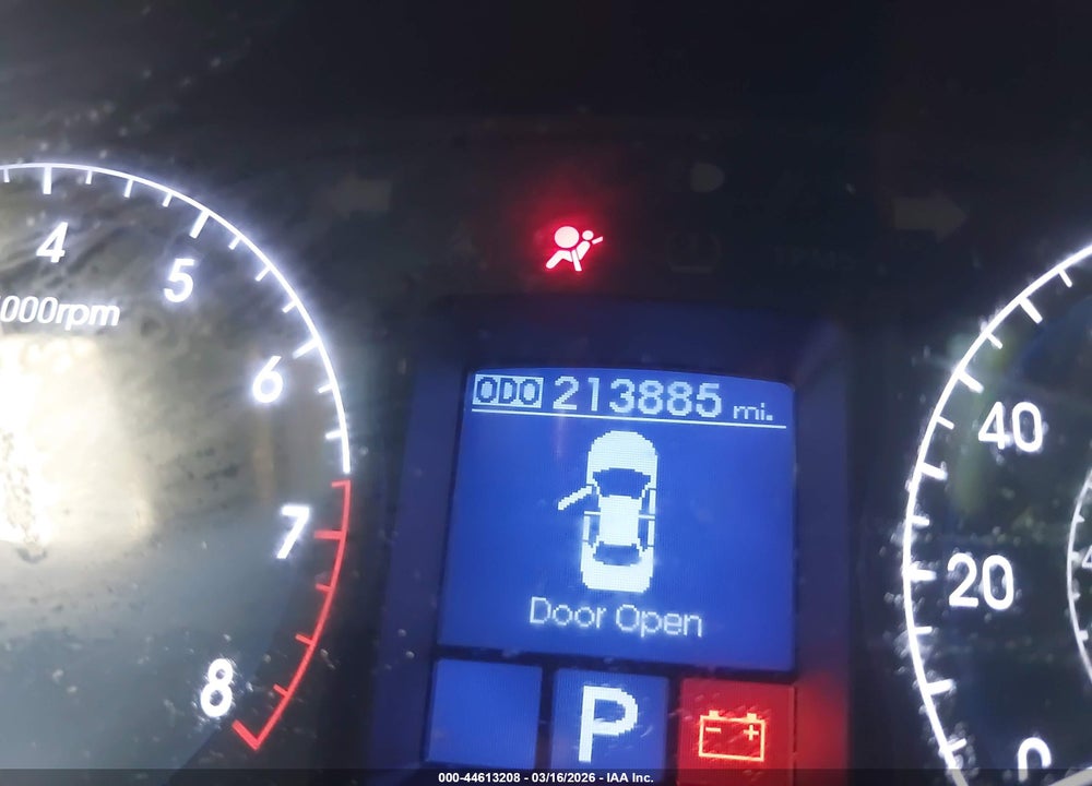 2013 HYUNDAI GENESIS 3.8 VIN: KMHGC4DD6DU251044