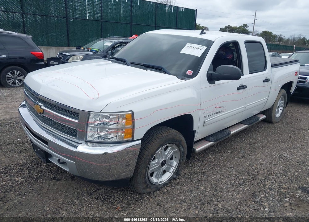 2013 CHEVROLET SILVERADO 1500 LT VIN: 3GCPKSE73DG313684