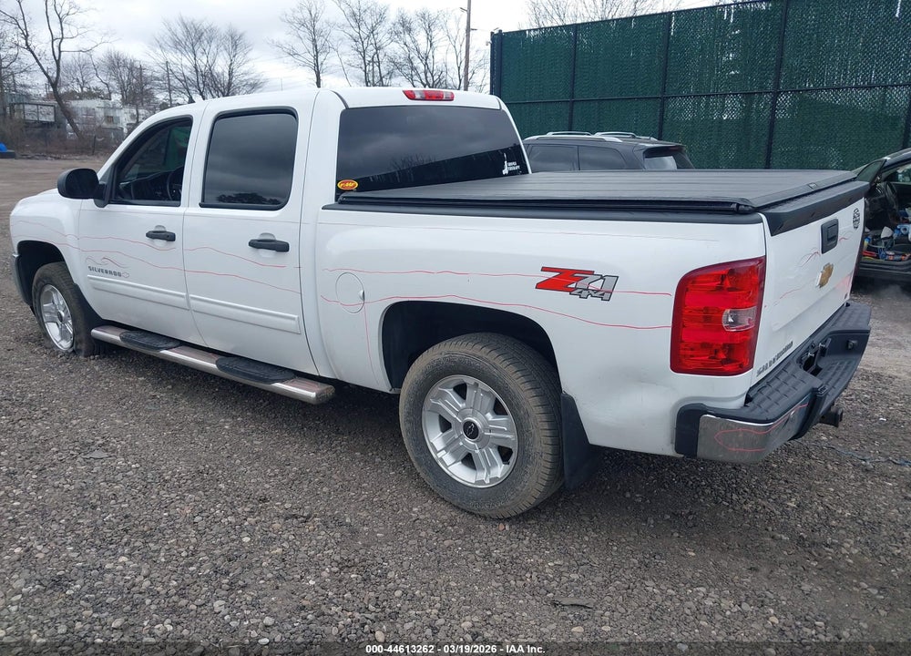 2013 CHEVROLET SILVERADO 1500 LT VIN: 3GCPKSE73DG313684