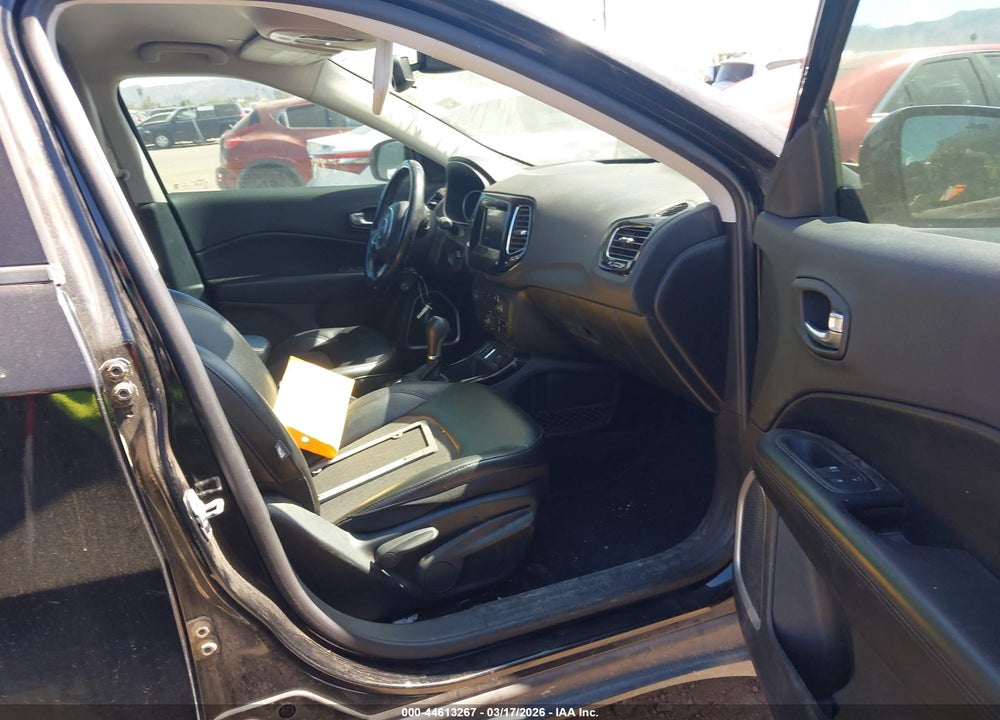 2019 JEEP COMPASS ALTITUDE FWD VIN: 3C4NJCBB6KT832600
