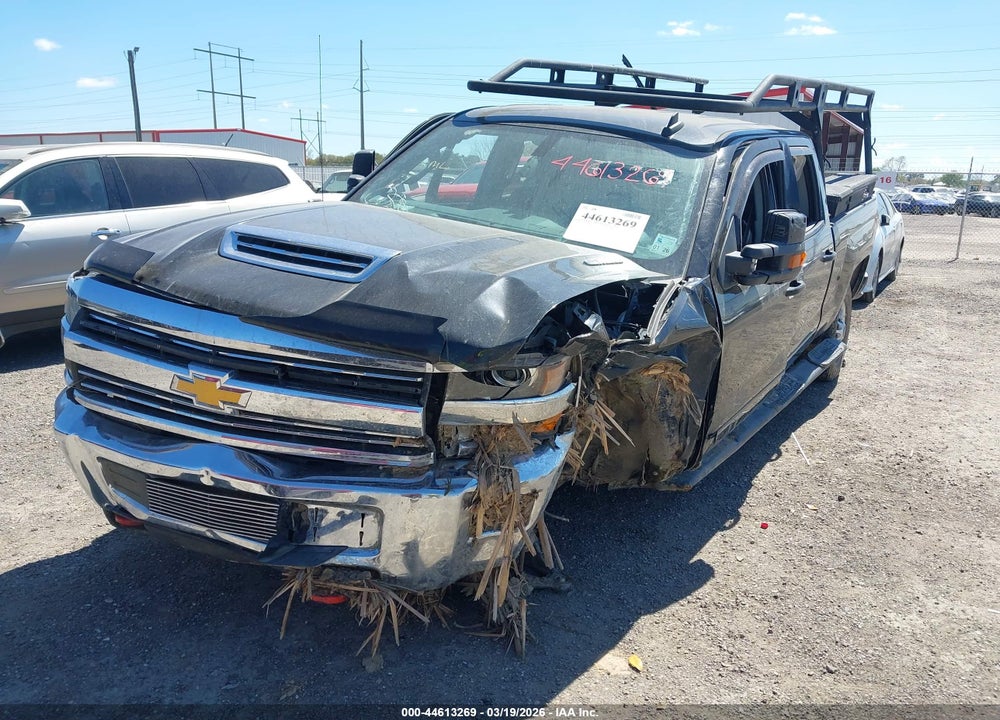 2018 CHEVROLET SILVERADO 2500HD LT VIN: 1GC1KVEY0JF207898