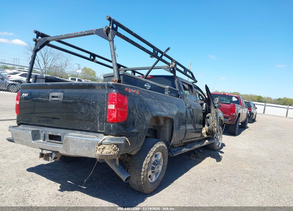 2018 CHEVROLET SILVERADO 2500HD LT VIN: 1GC1KVEY0JF207898