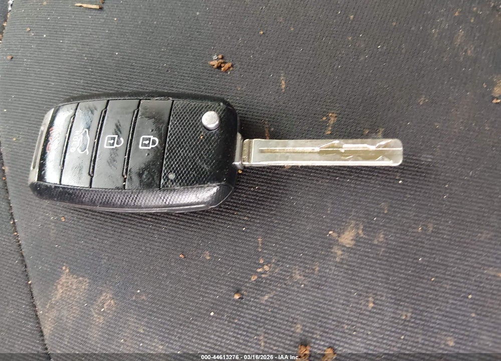 2015 KIA SOUL VIN: KNDJN2A2XF7114198