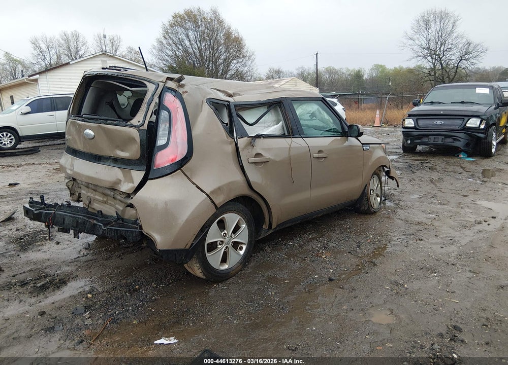 2015 KIA SOUL VIN: KNDJN2A2XF7114198