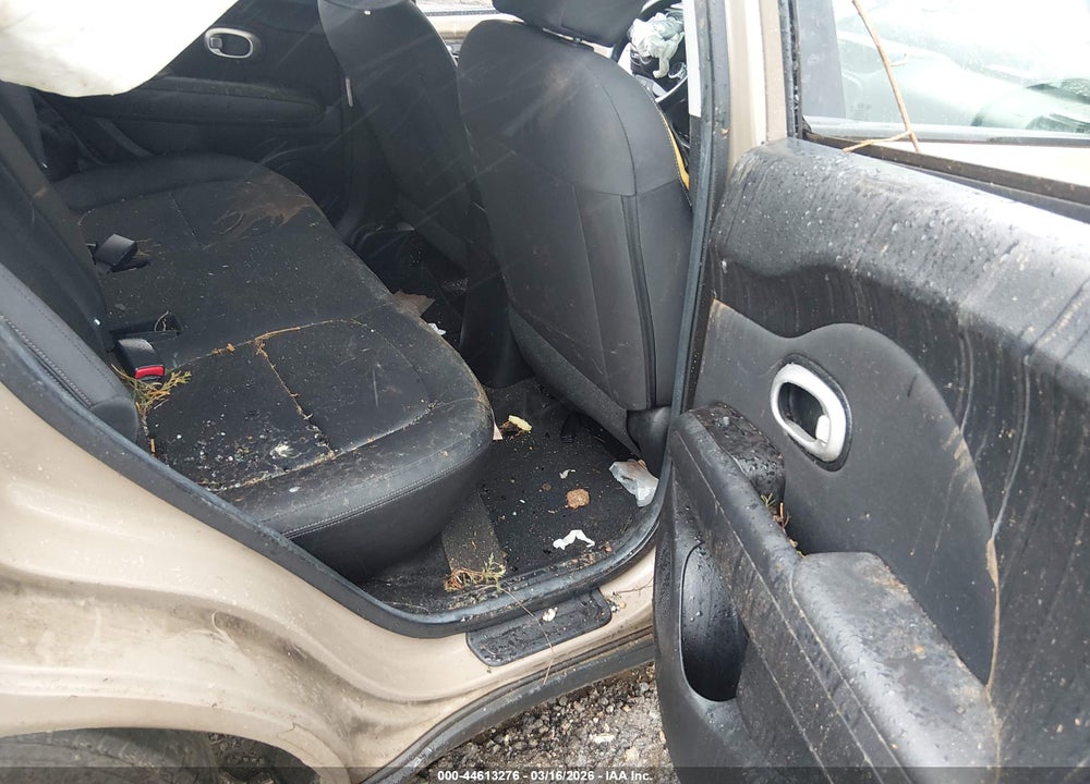 2015 KIA SOUL VIN: KNDJN2A2XF7114198