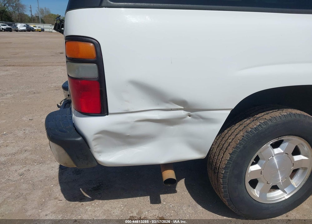 2004 GMC YUKON XL 1500 SLT VIN: 1GKEC16Z24J294580