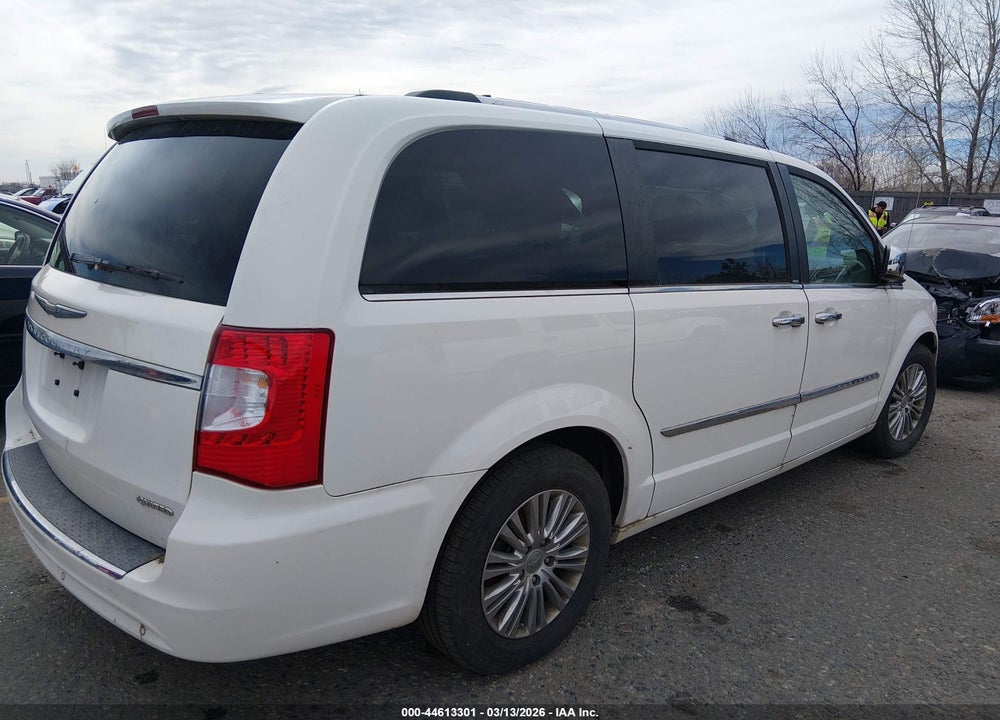 2011 CHRYSLER TOWN & COUNTRY LIMITED VIN: 2A4RR6DG6BR609698