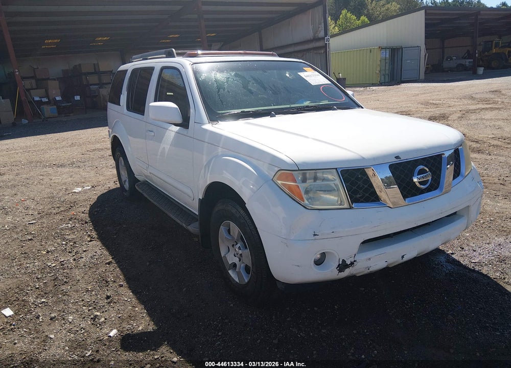 2005 NISSAN PATHFINDER SE VIN: 5N1AR18U25C739458