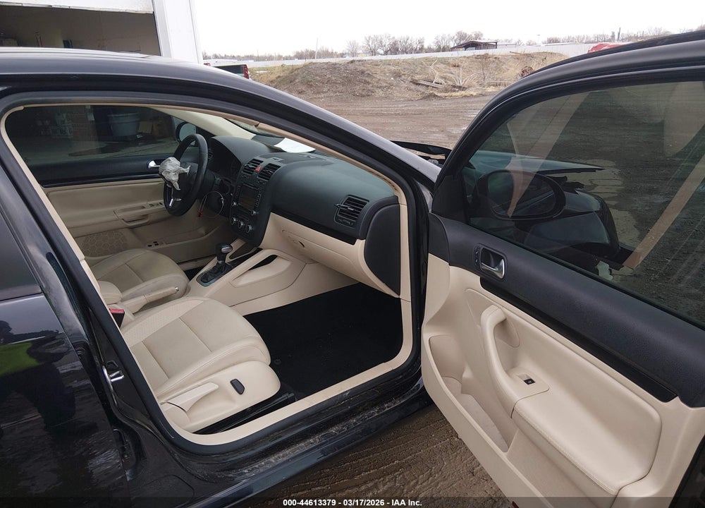 2010 VOLKSWAGEN JETTA WOLFSBURG EDITION VIN: 3VWRJ7AJ4AM077051