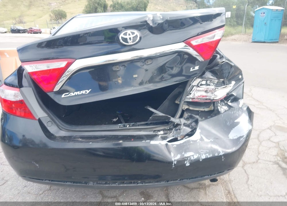 2017 TOYOTA CAMRY LE VIN: 4T1BF1FK8HU365872