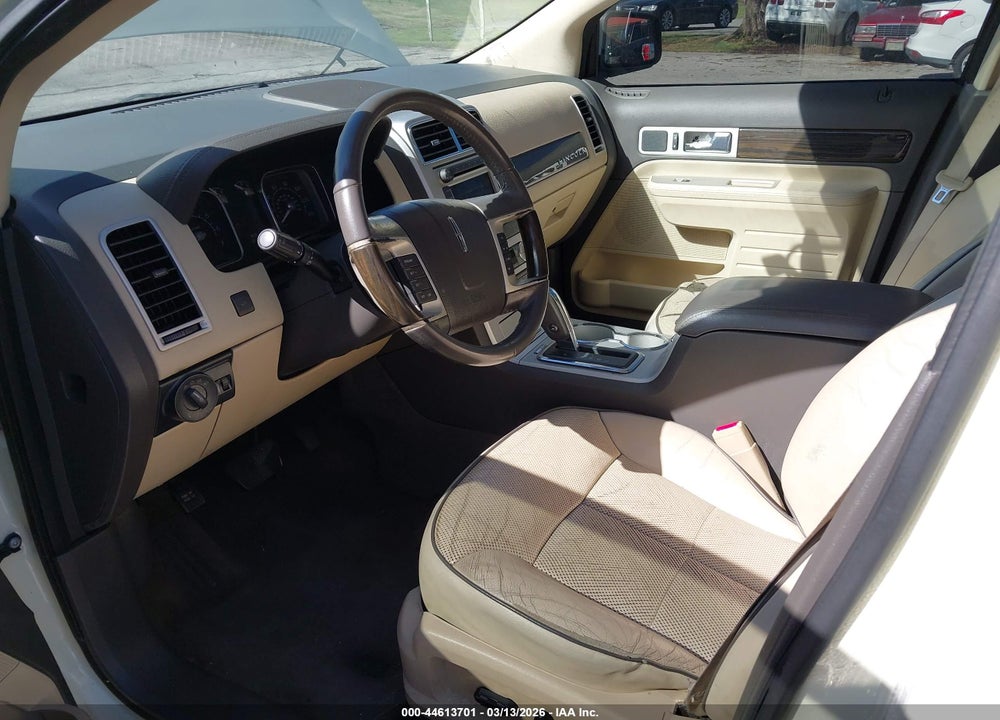 2008 LINCOLN MKX VIN: 2LMDU88C98BJ20490