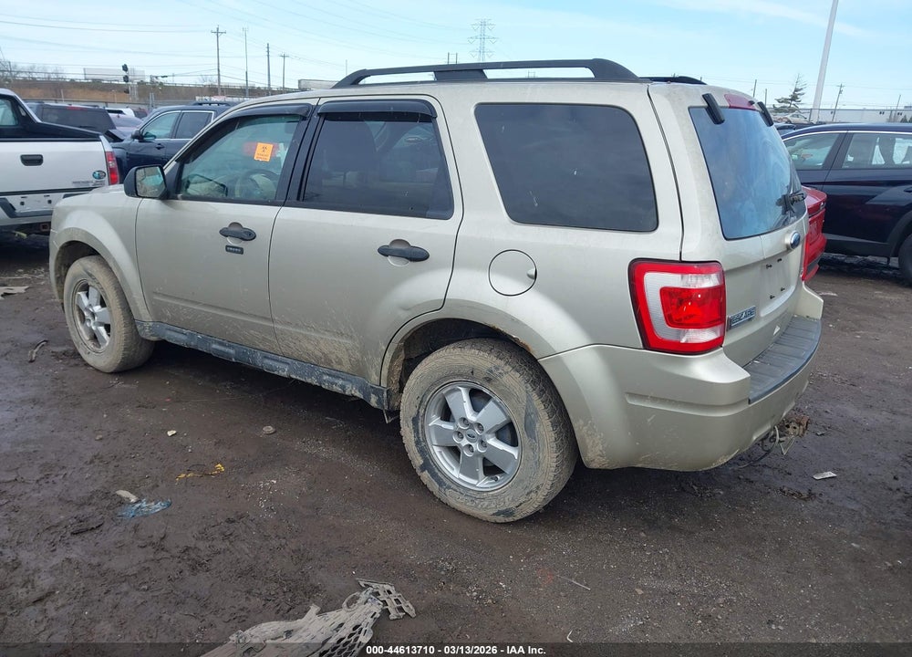 2010 FORD ESCAPE XLT VIN: 1FMCU9DG5AKB30208