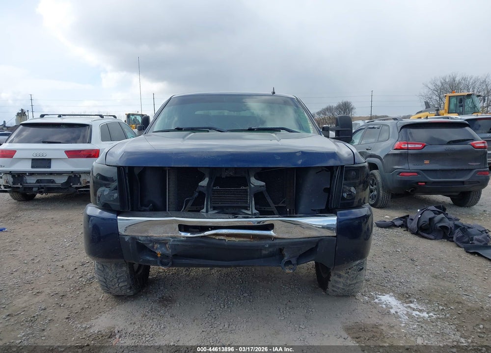 2010 CHEVROLET SILVERADO 1500 LS VIN: 3GCRKREAXAG181337