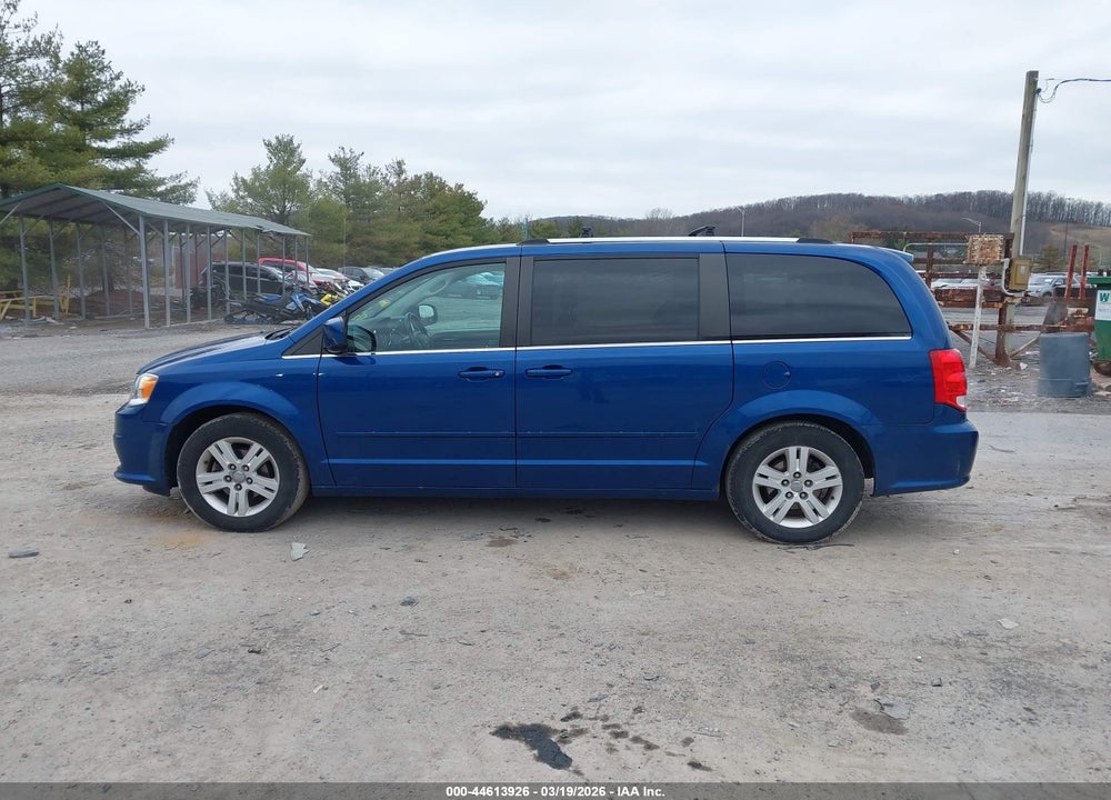 2011 DODGE GRAND CARAVAN CREW VIN: 2D4RN5DG0BR710136