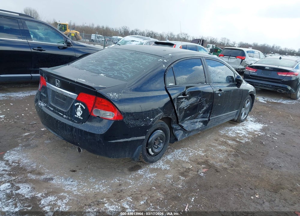 2011 HONDA CIVIC LX-S VIN: 2HGFA1F62BH512562