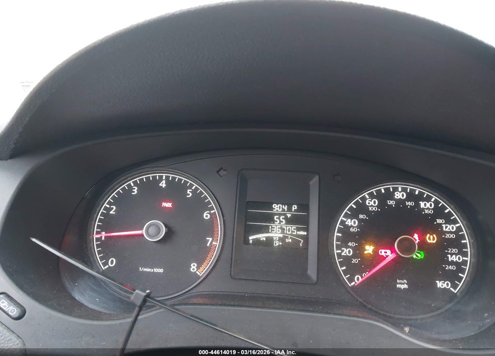 2014 VOLKSWAGEN JETTA 2.0L S VIN: 3VW2K7AJ3EM382951